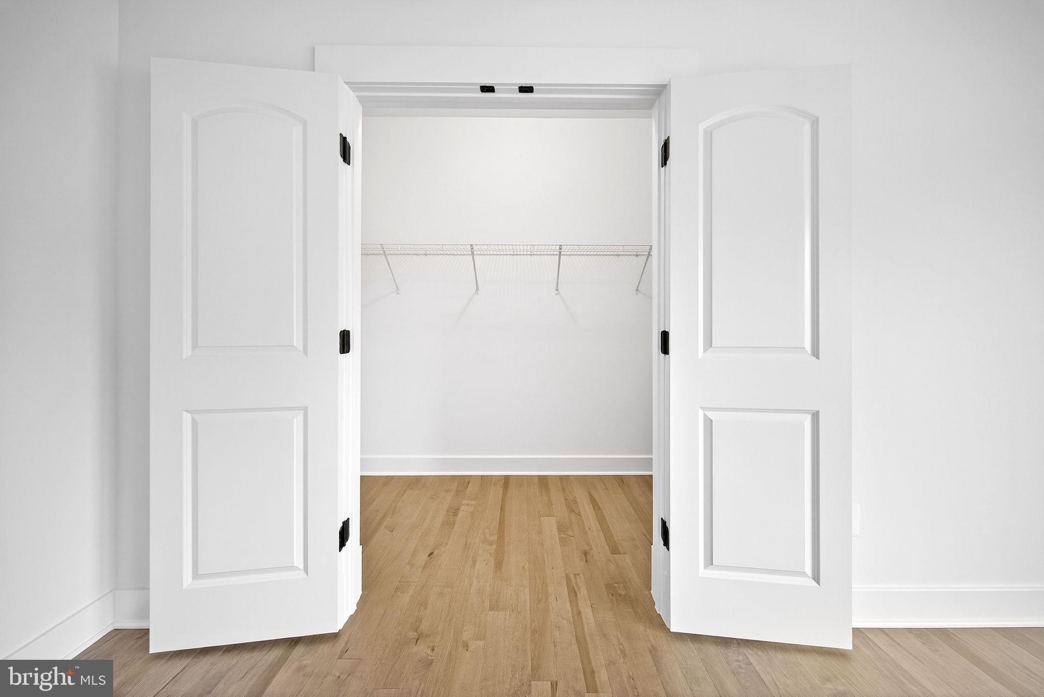 3913 VICTORIA OAKS TRAIL