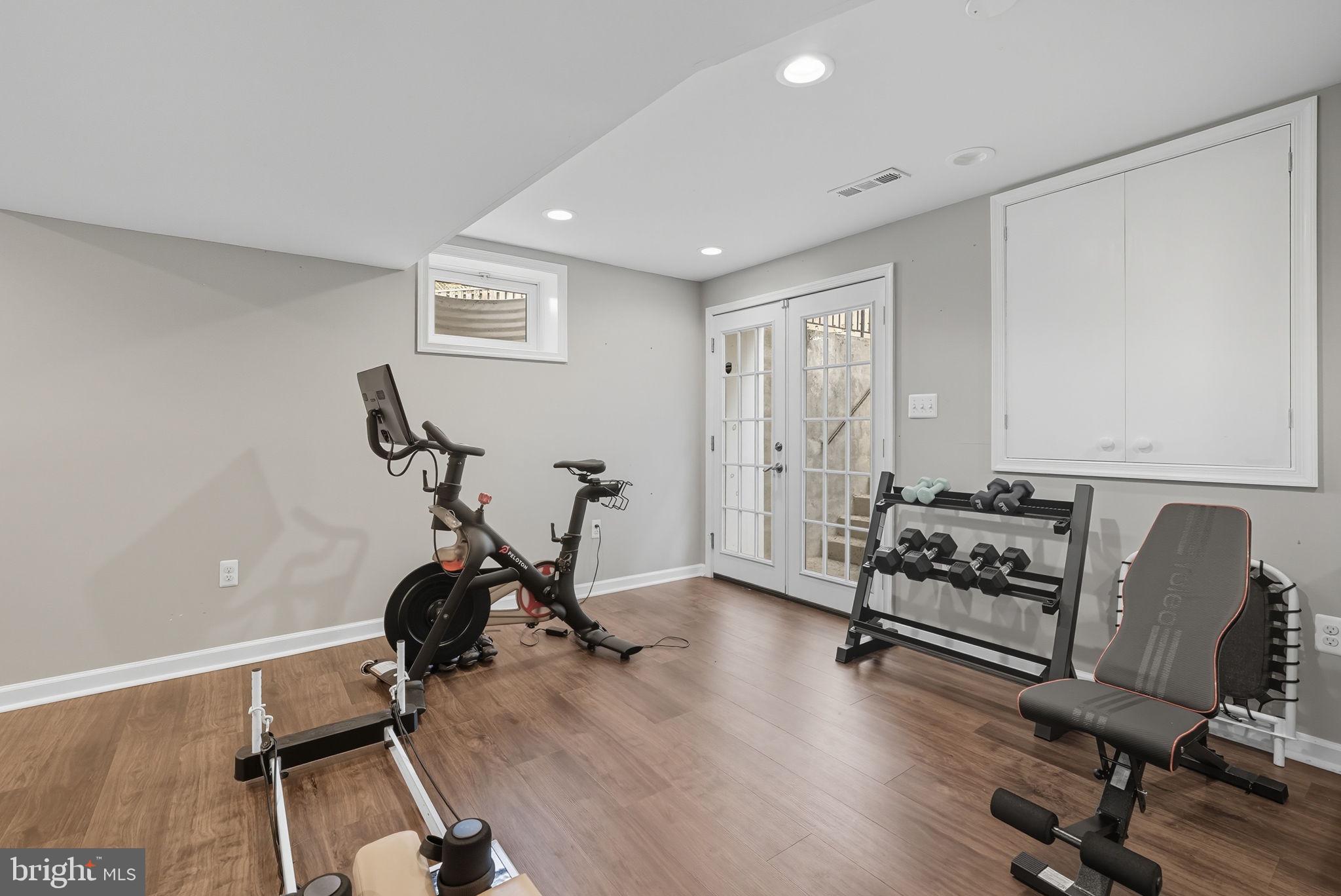 10218 TAMARACK DRIVE