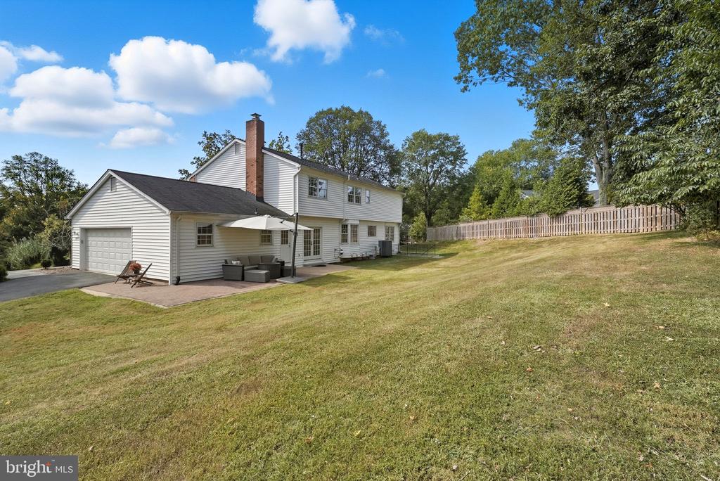 10218 TAMARACK DRIVE
