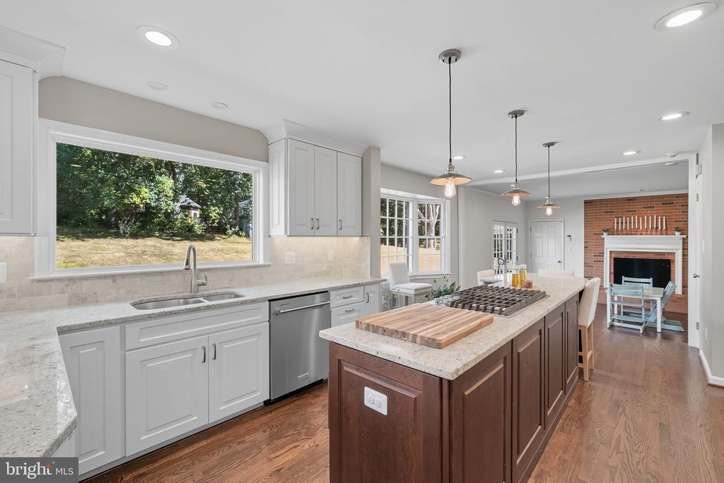 10218 TAMARACK DRIVE