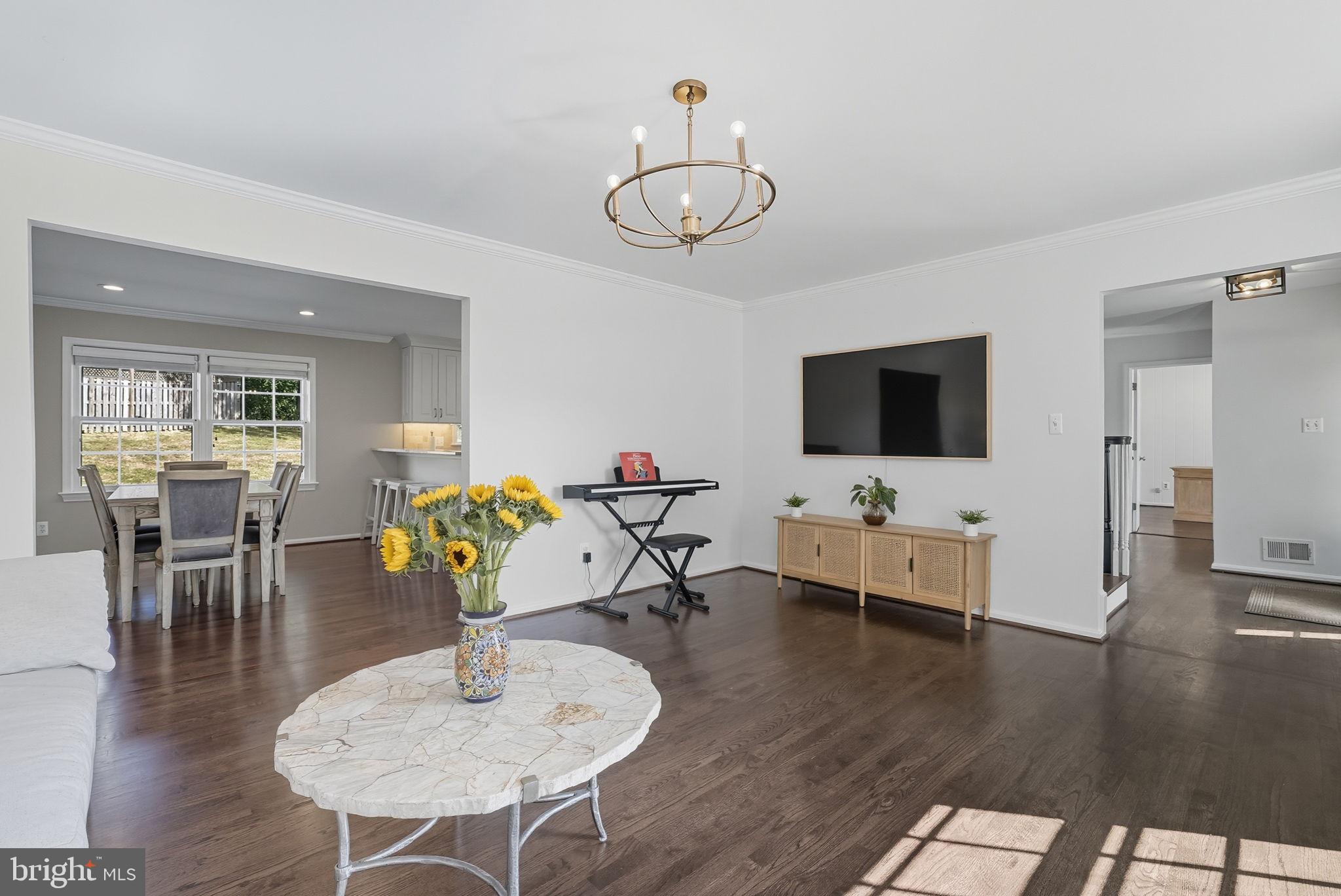 10218 TAMARACK DRIVE