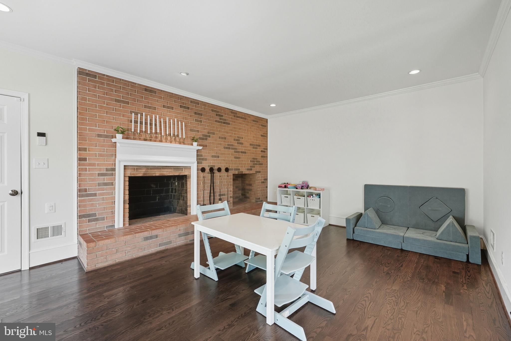 10218 TAMARACK DRIVE