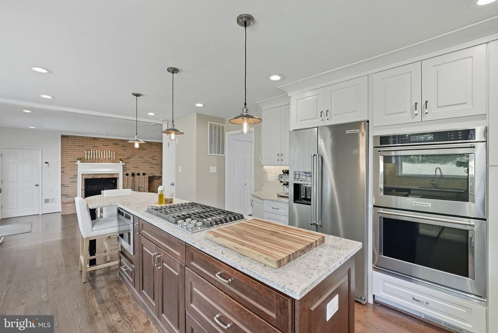 10218 TAMARACK DRIVE