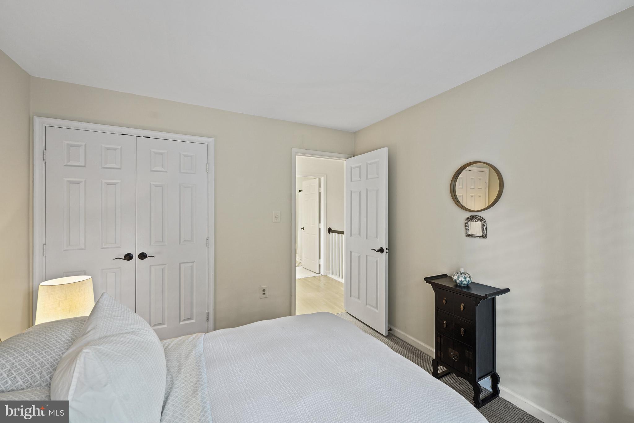 1247 LAMPLIGHTER WAY