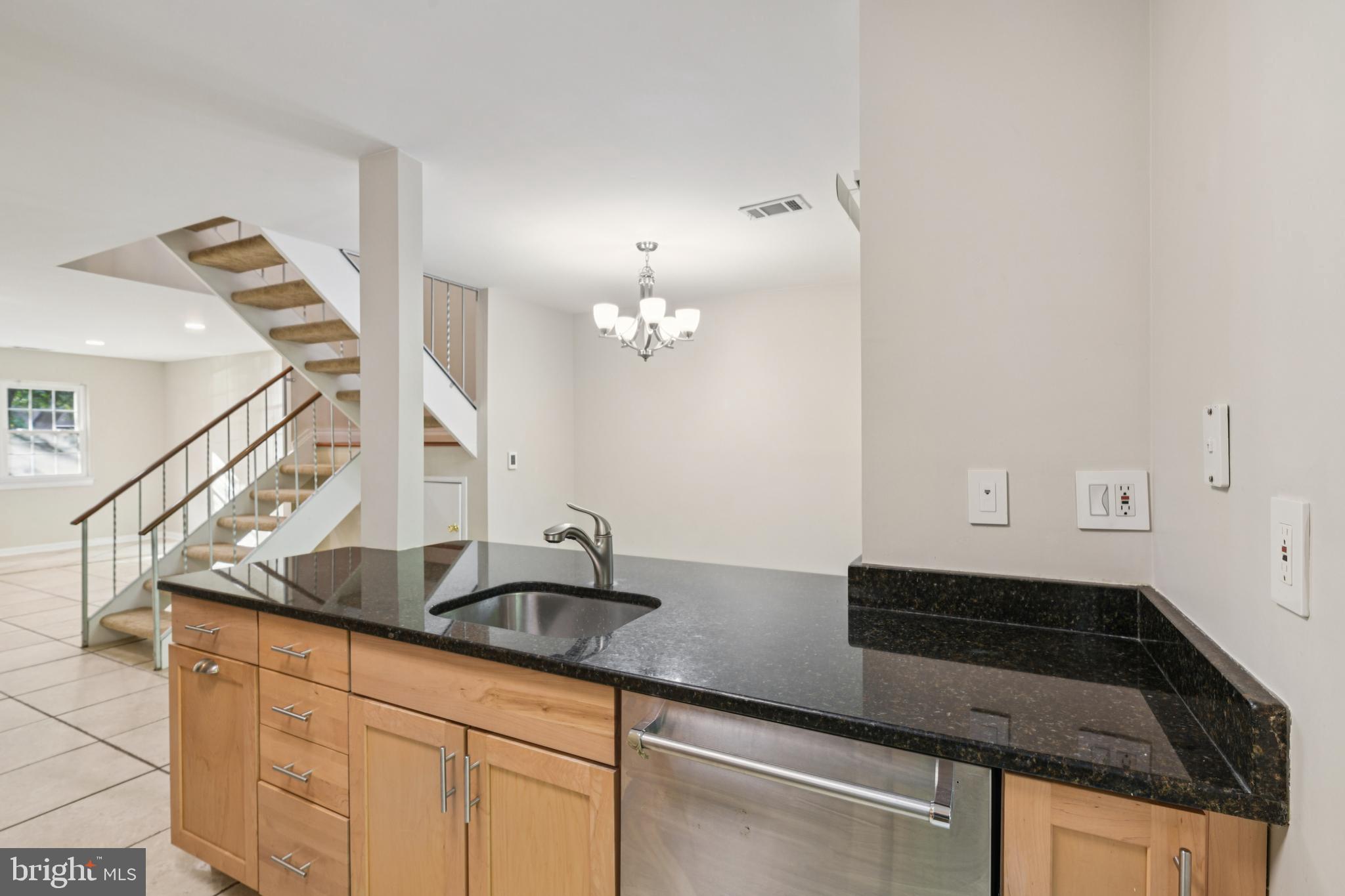 11332 HEADLANDS COURT