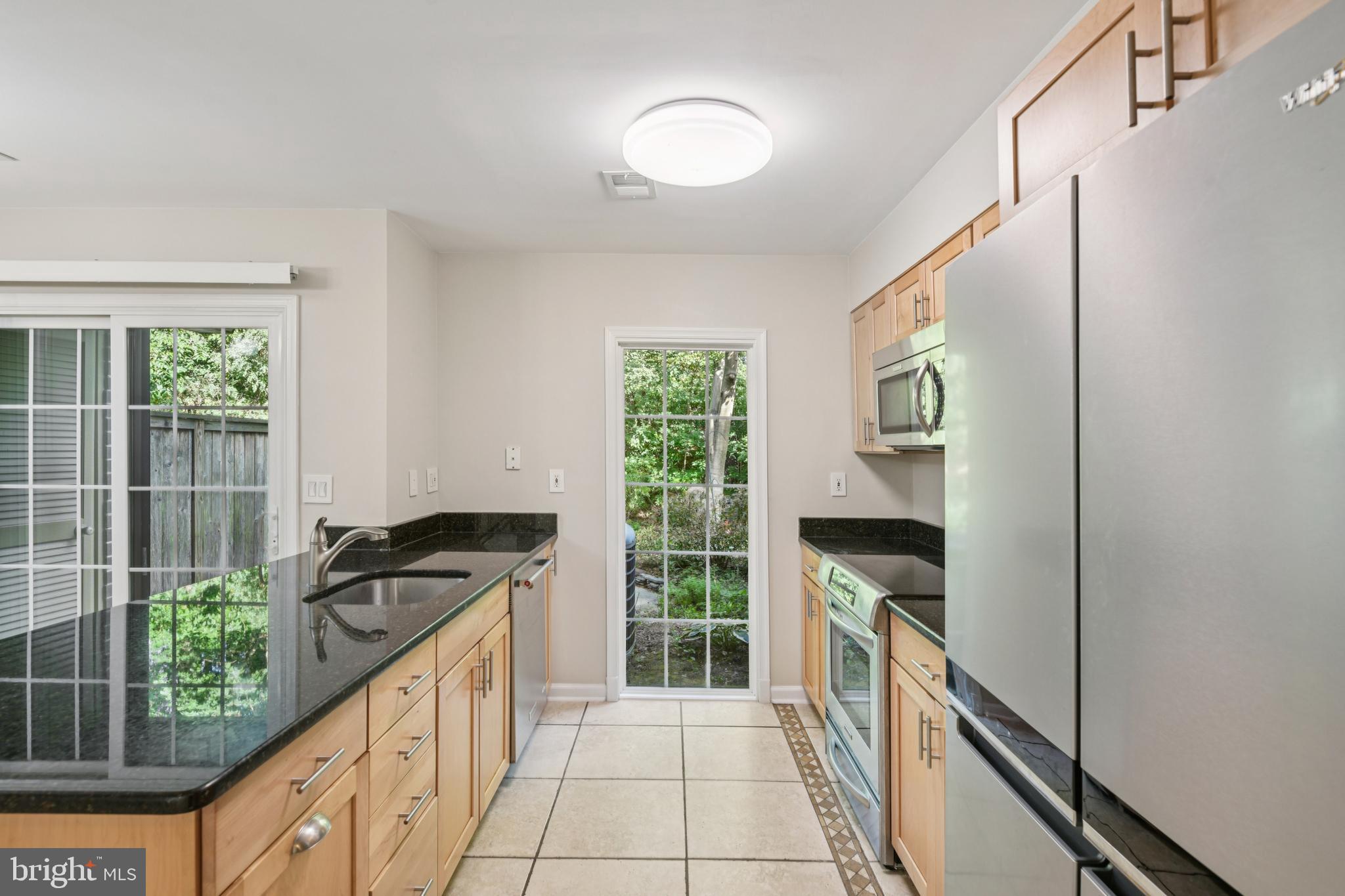 11332 HEADLANDS COURT