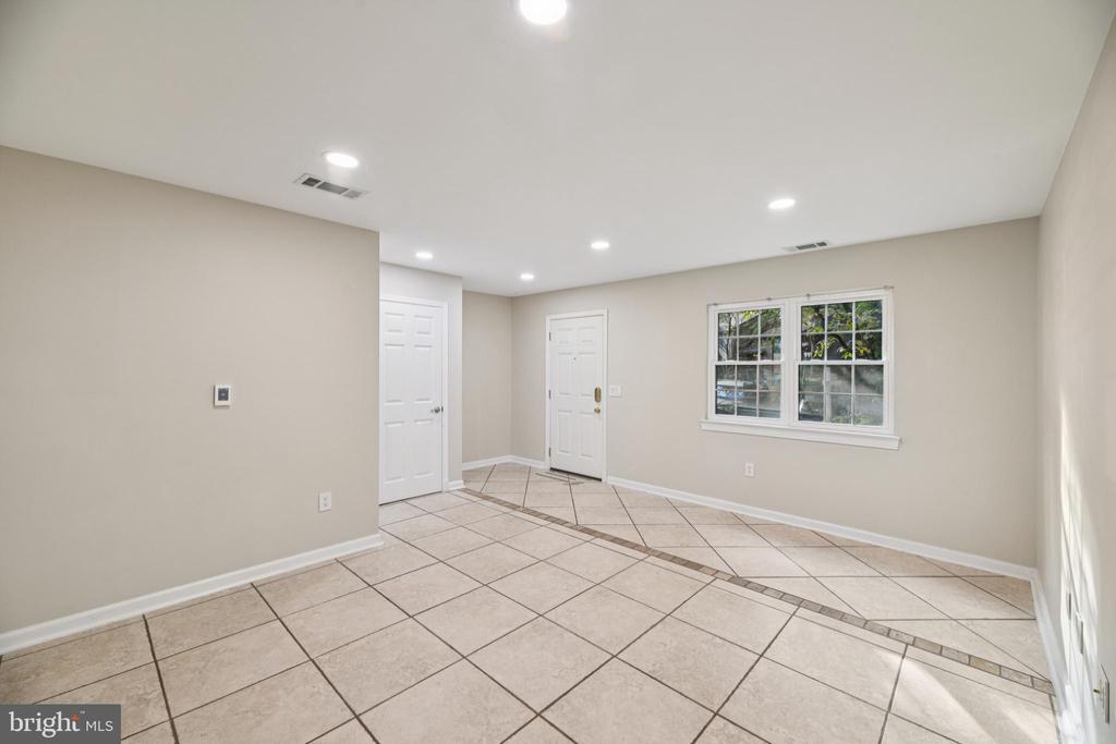 11332 HEADLANDS COURT