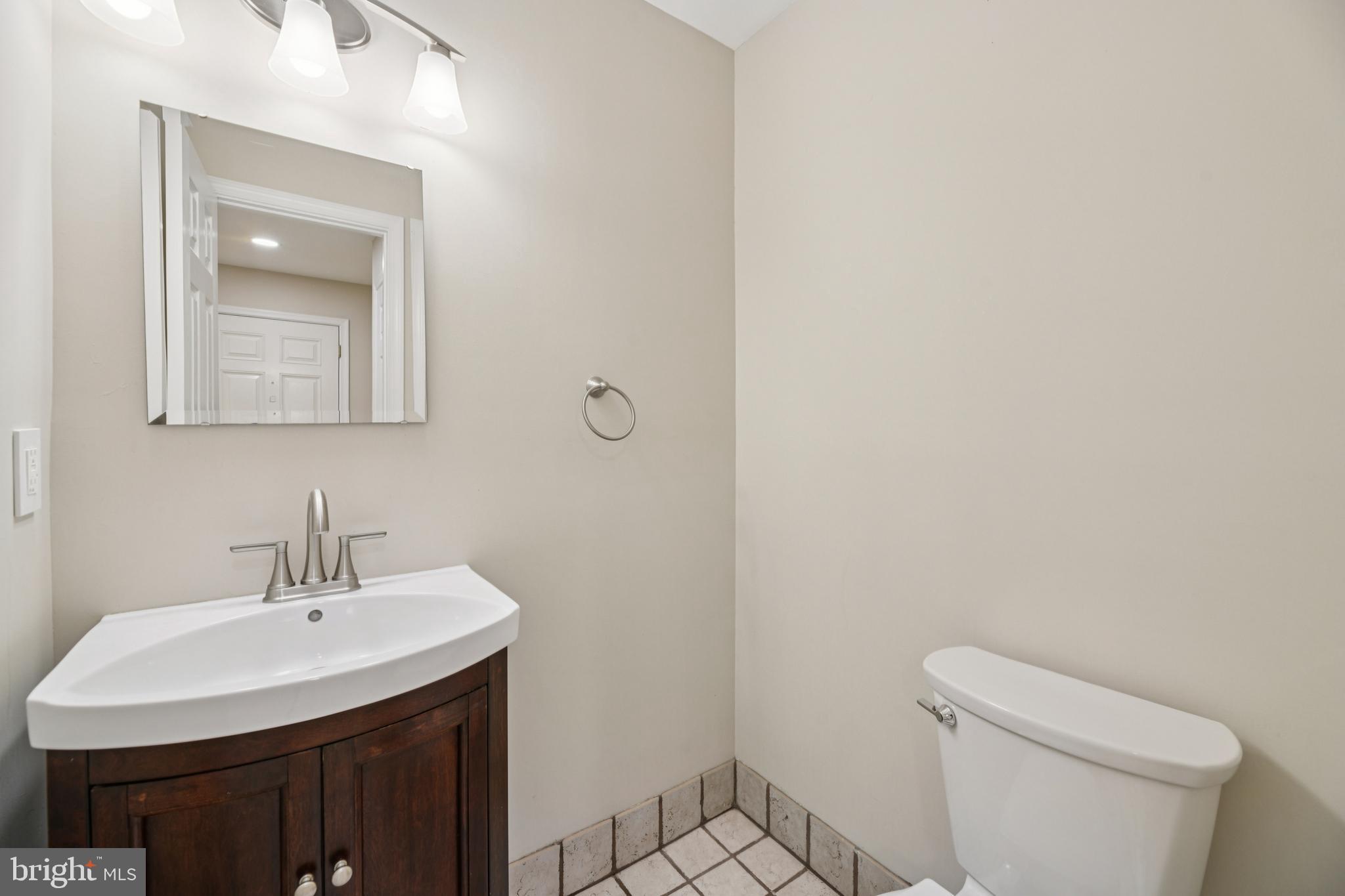 11332 HEADLANDS COURT