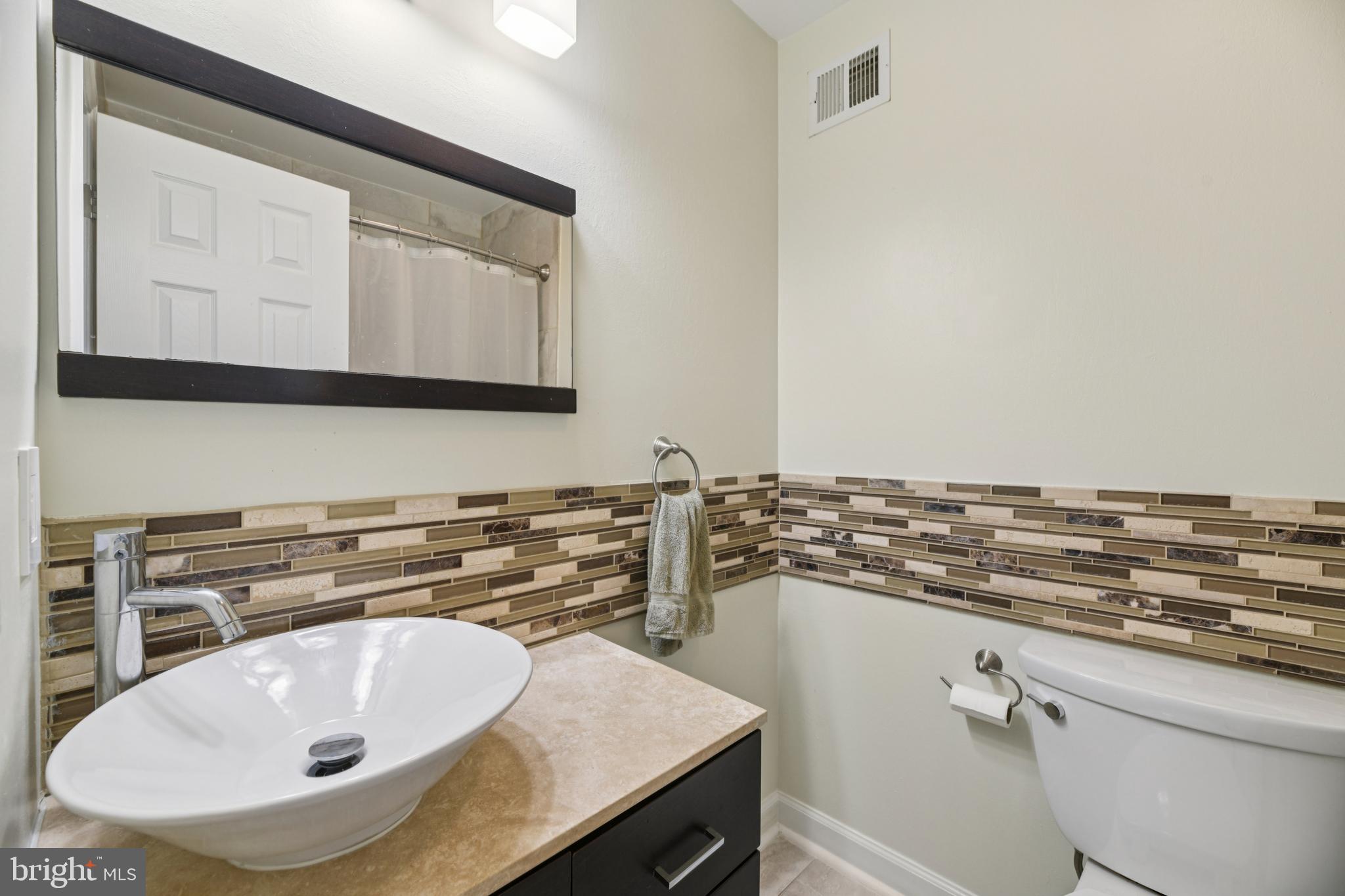 11332 HEADLANDS COURT