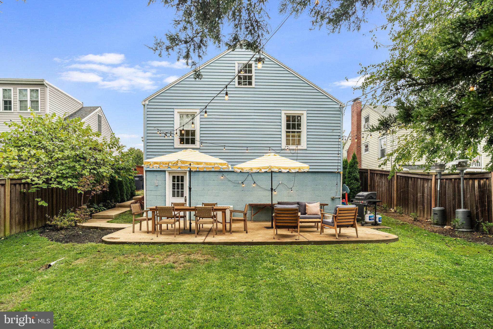 2903 BROOK DRIVE