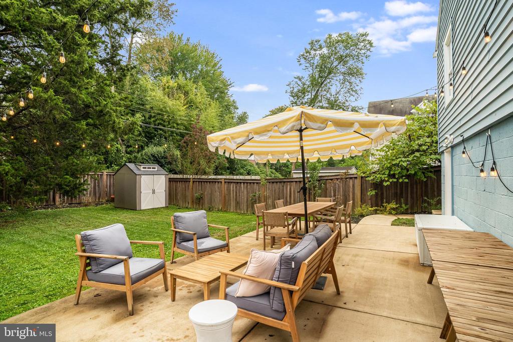 2903 BROOK DRIVE