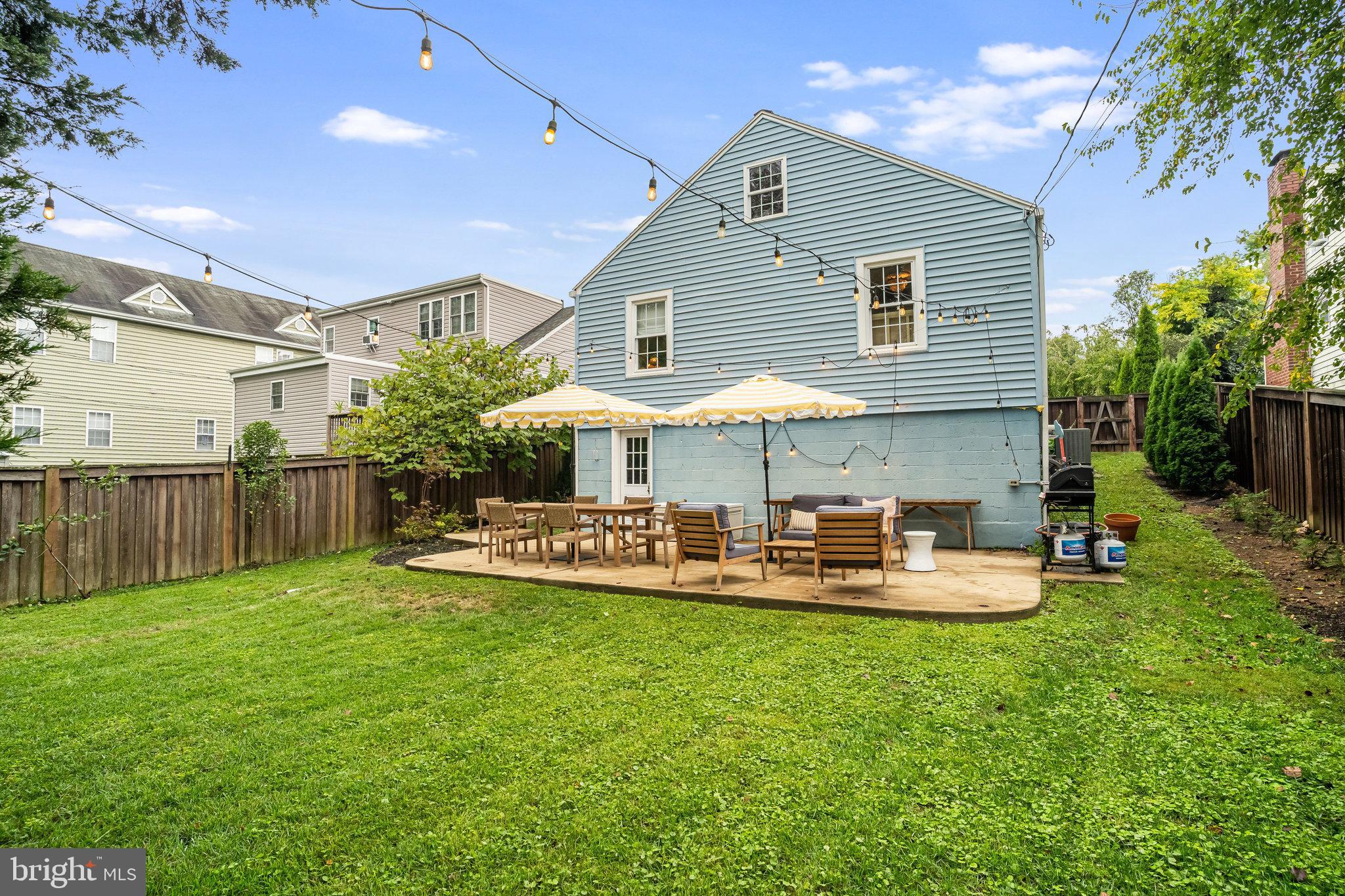 2903 BROOK DRIVE