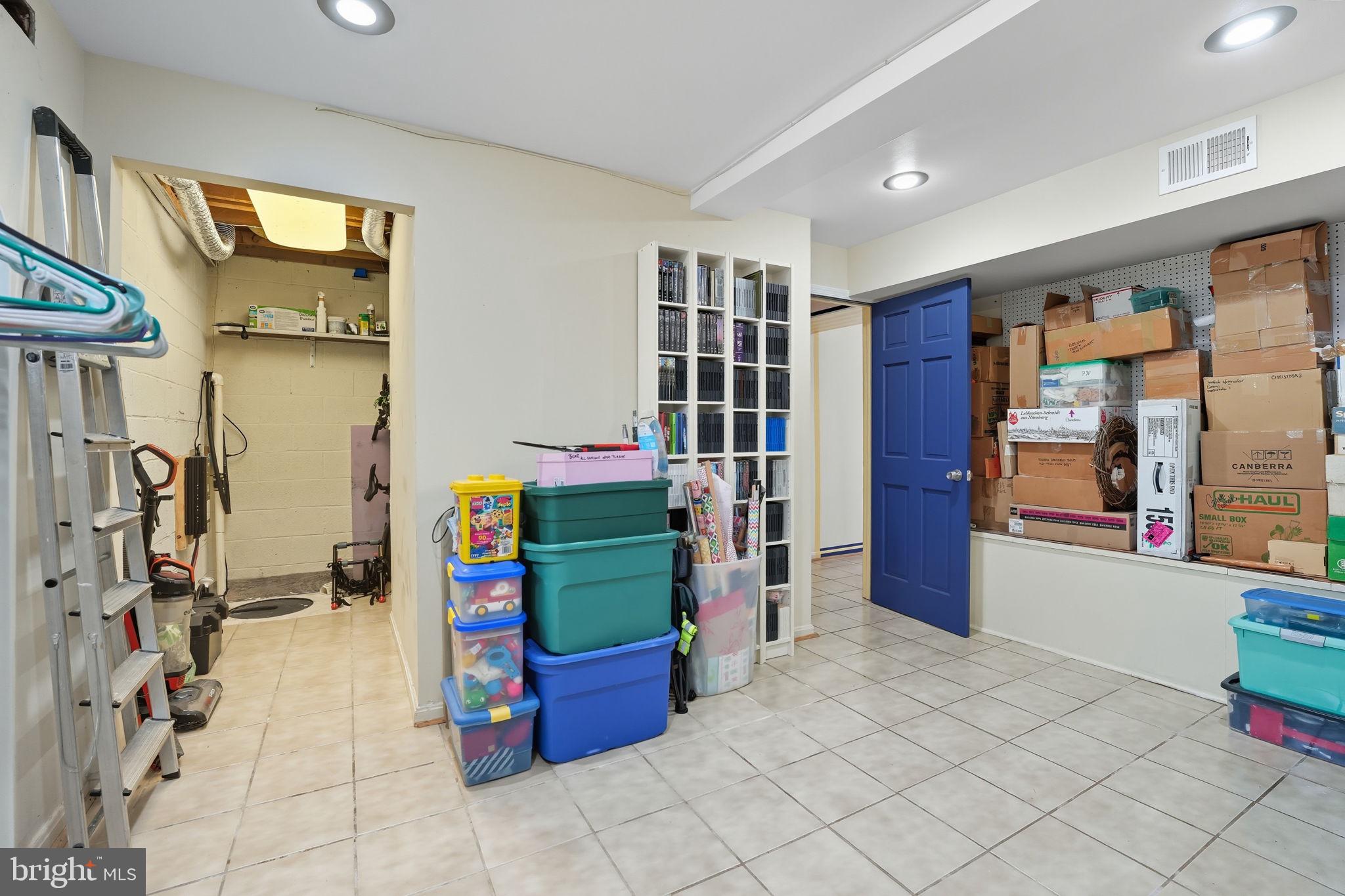8080 POWDERBROOK LANE