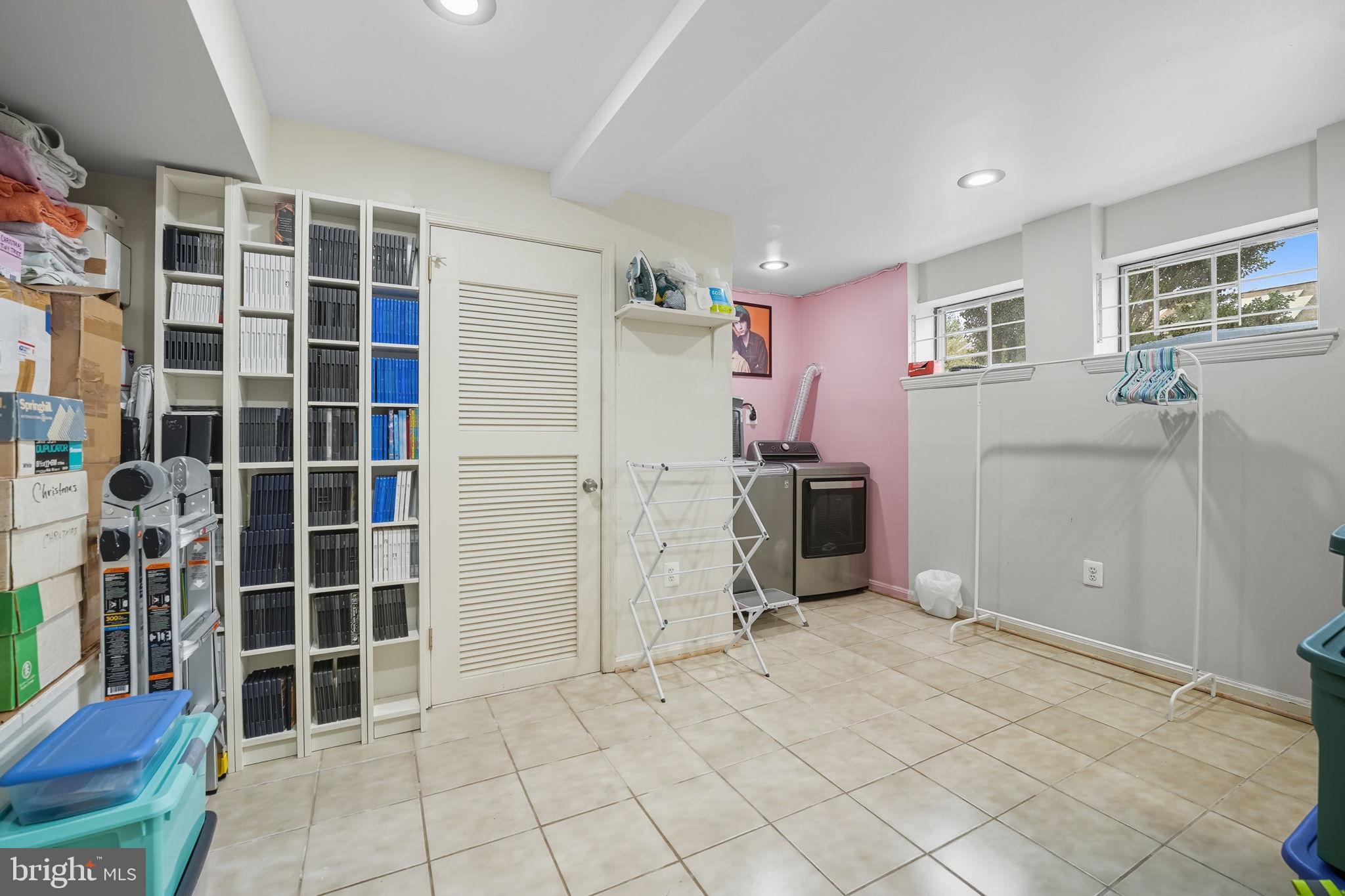 8080 POWDERBROOK LANE