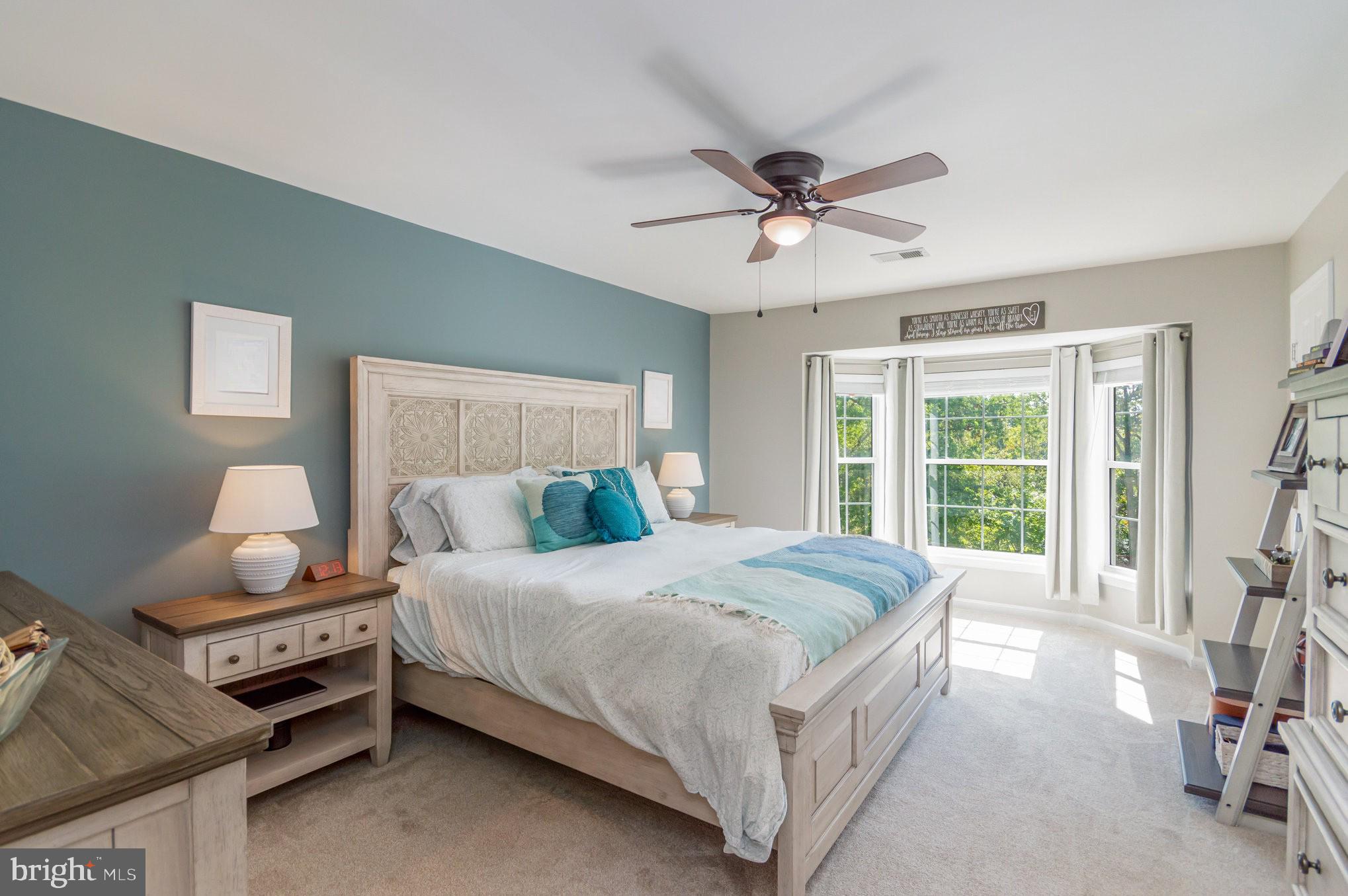 5606 GLENWOOD MEWS DRIVE