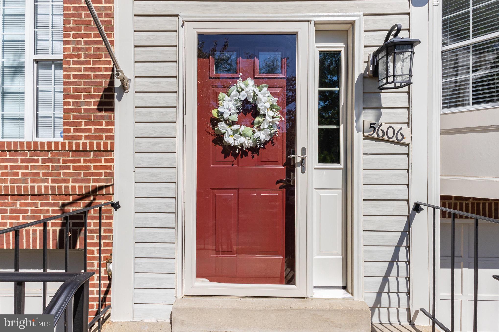 5606 GLENWOOD MEWS DRIVE