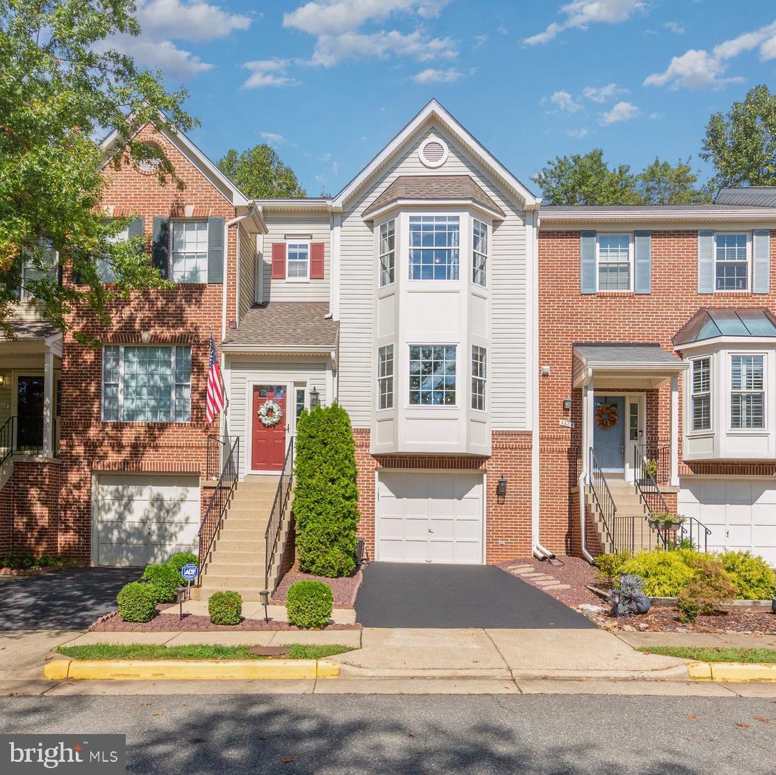 5606 GLENWOOD MEWS DRIVE