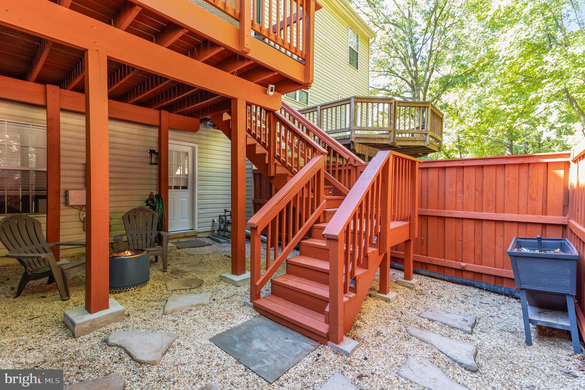 5606 GLENWOOD MEWS DRIVE