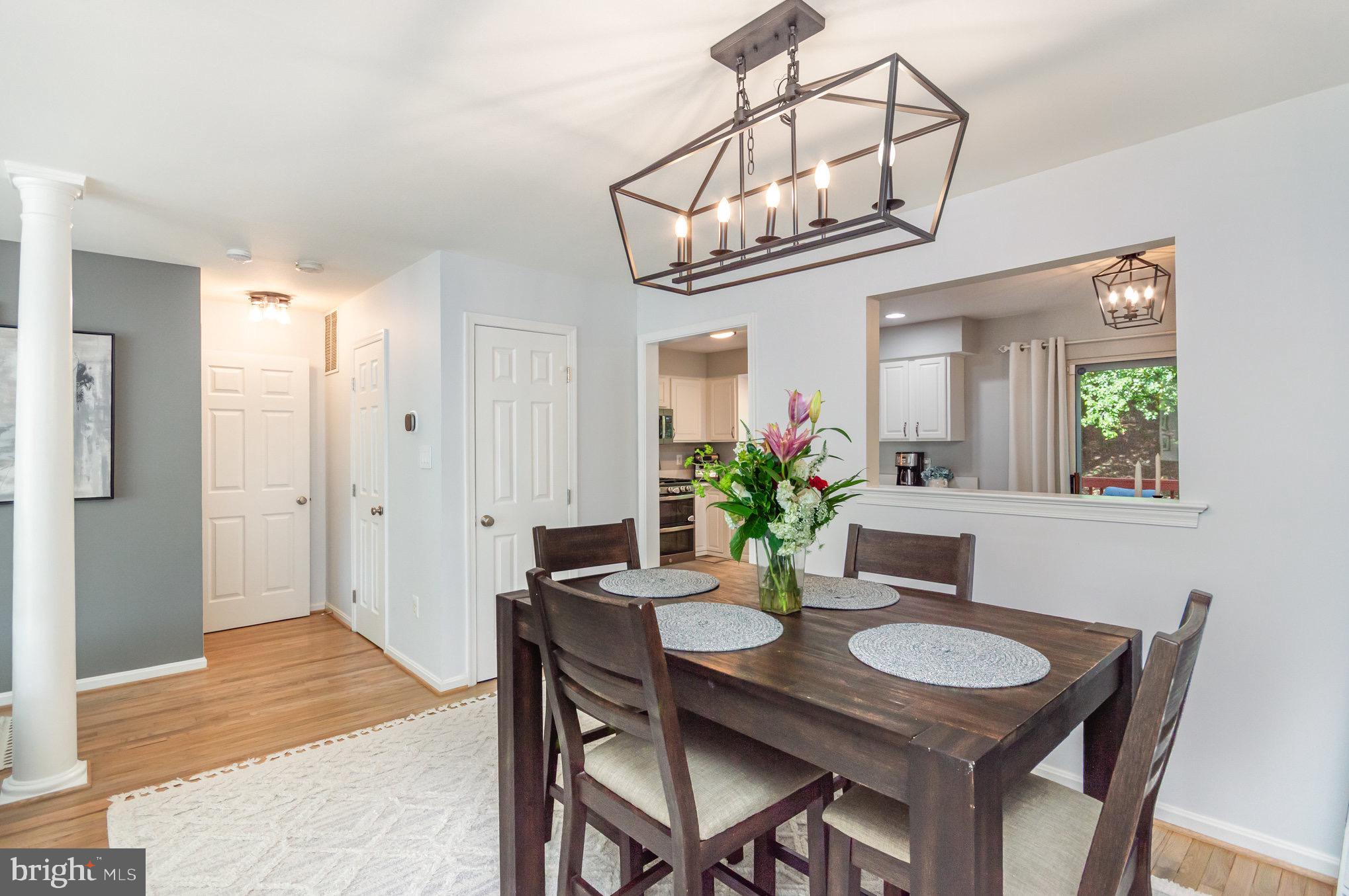 5606 GLENWOOD MEWS DRIVE