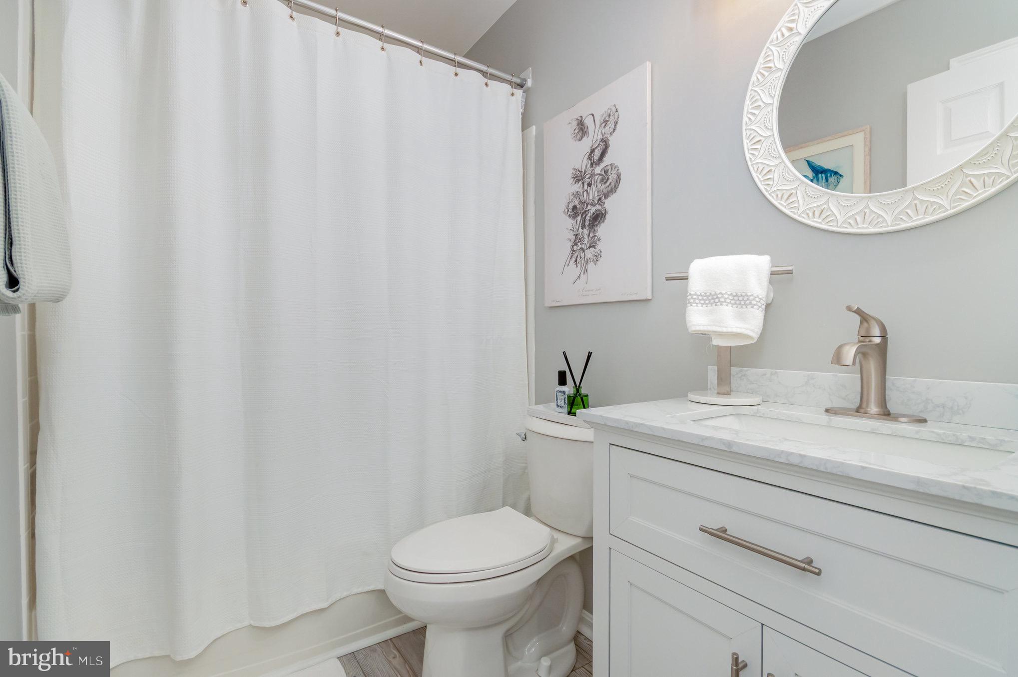 5606 GLENWOOD MEWS DRIVE