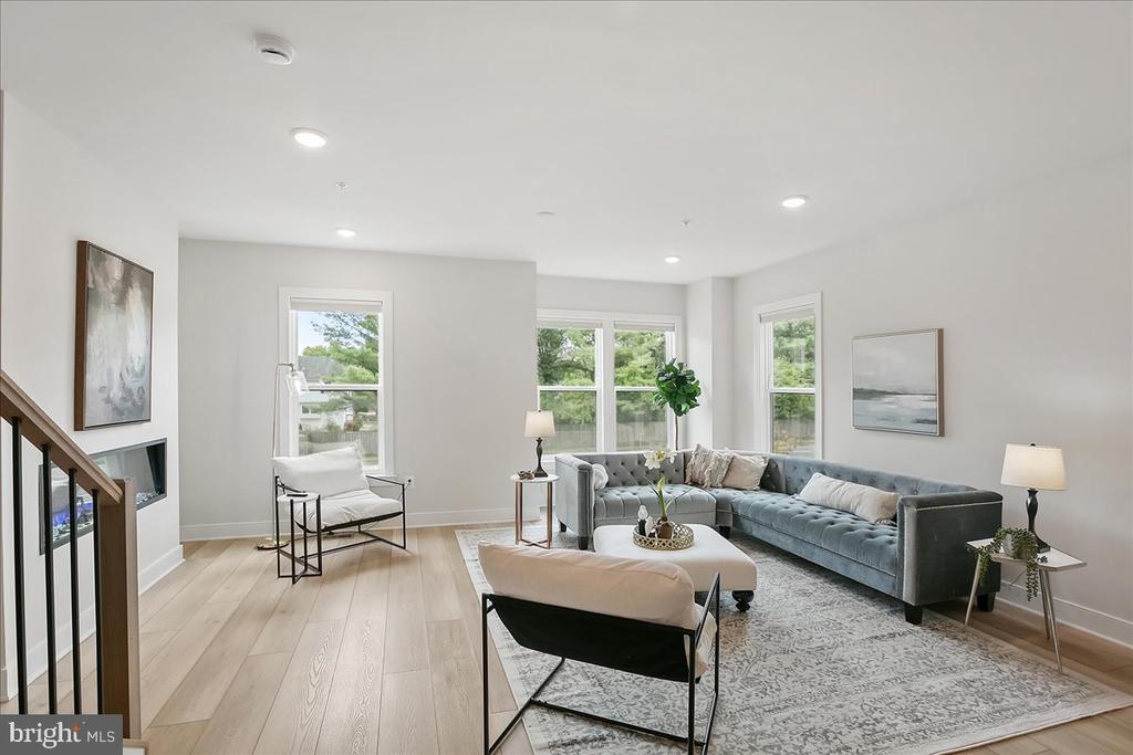 12768 SUNRISE VALLEY DRIVE