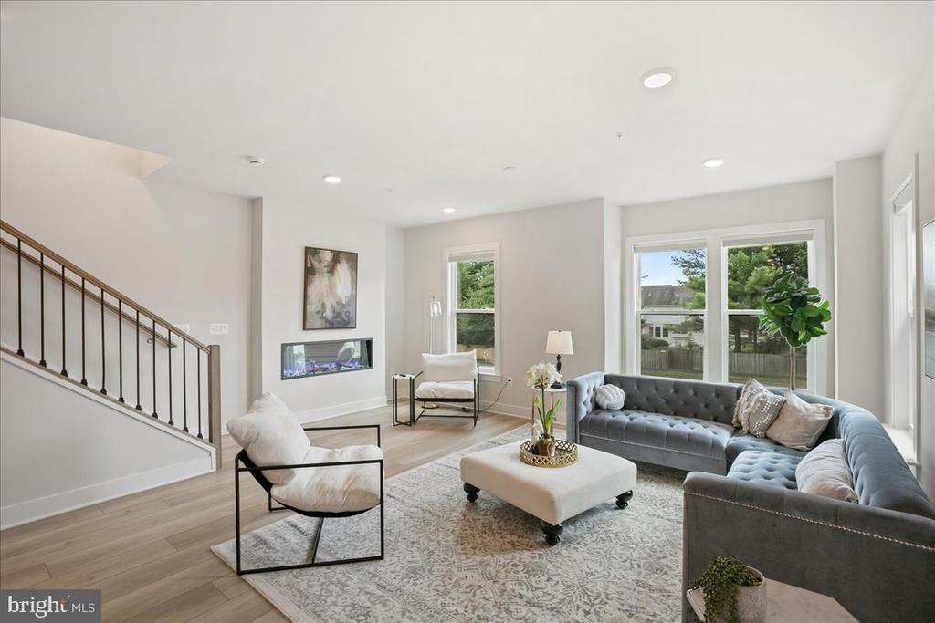 12768 SUNRISE VALLEY DRIVE