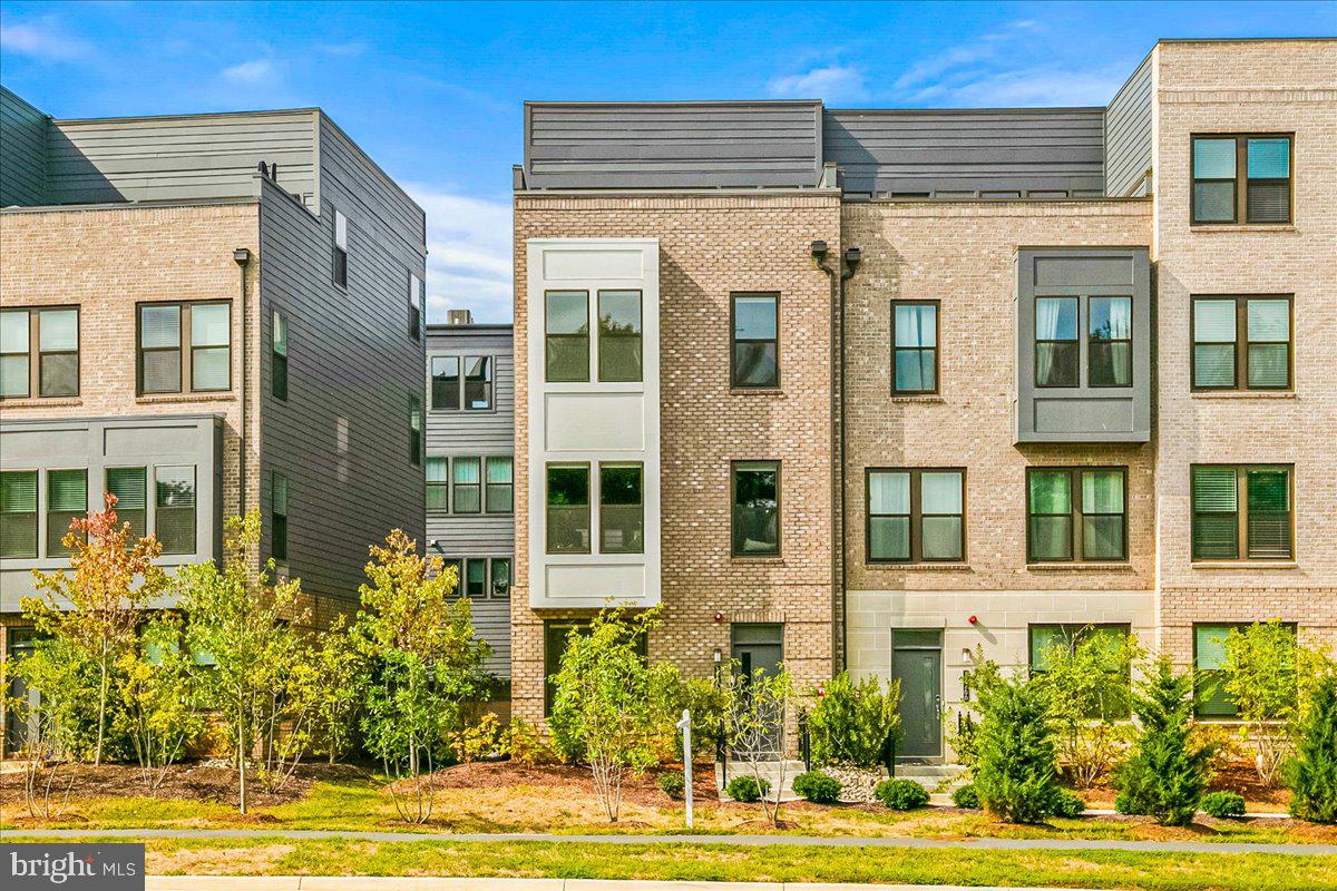 12768 SUNRISE VALLEY DRIVE