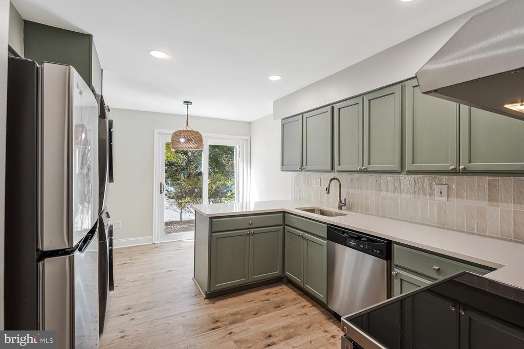 12180 SANIBEL COURT