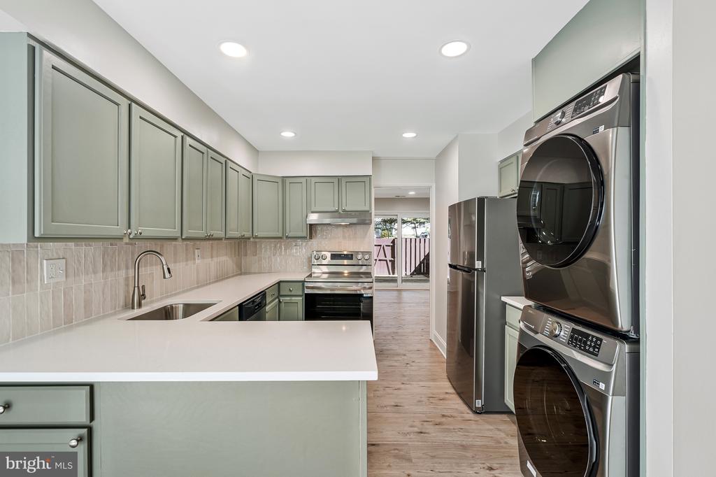 12180 SANIBEL COURT