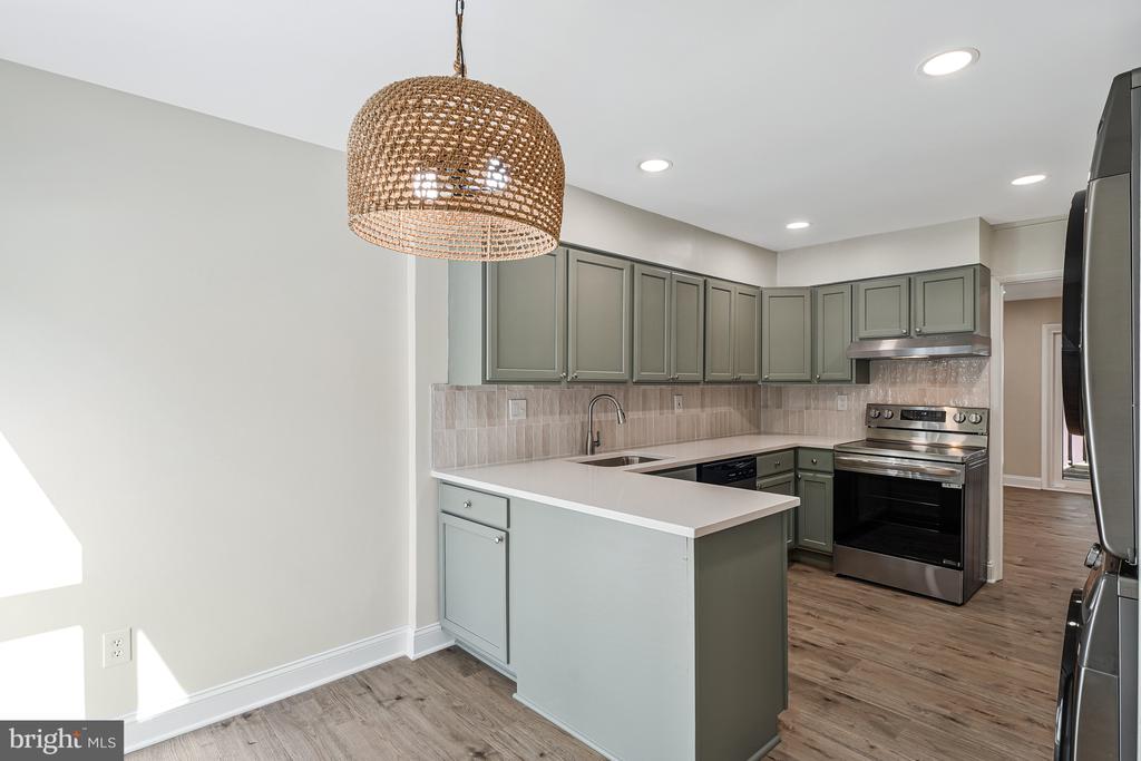 12180 SANIBEL COURT