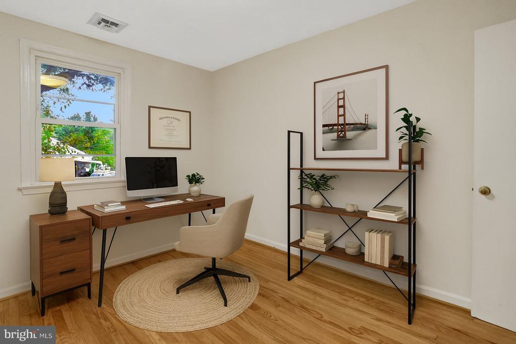 7704 THOR DRIVE