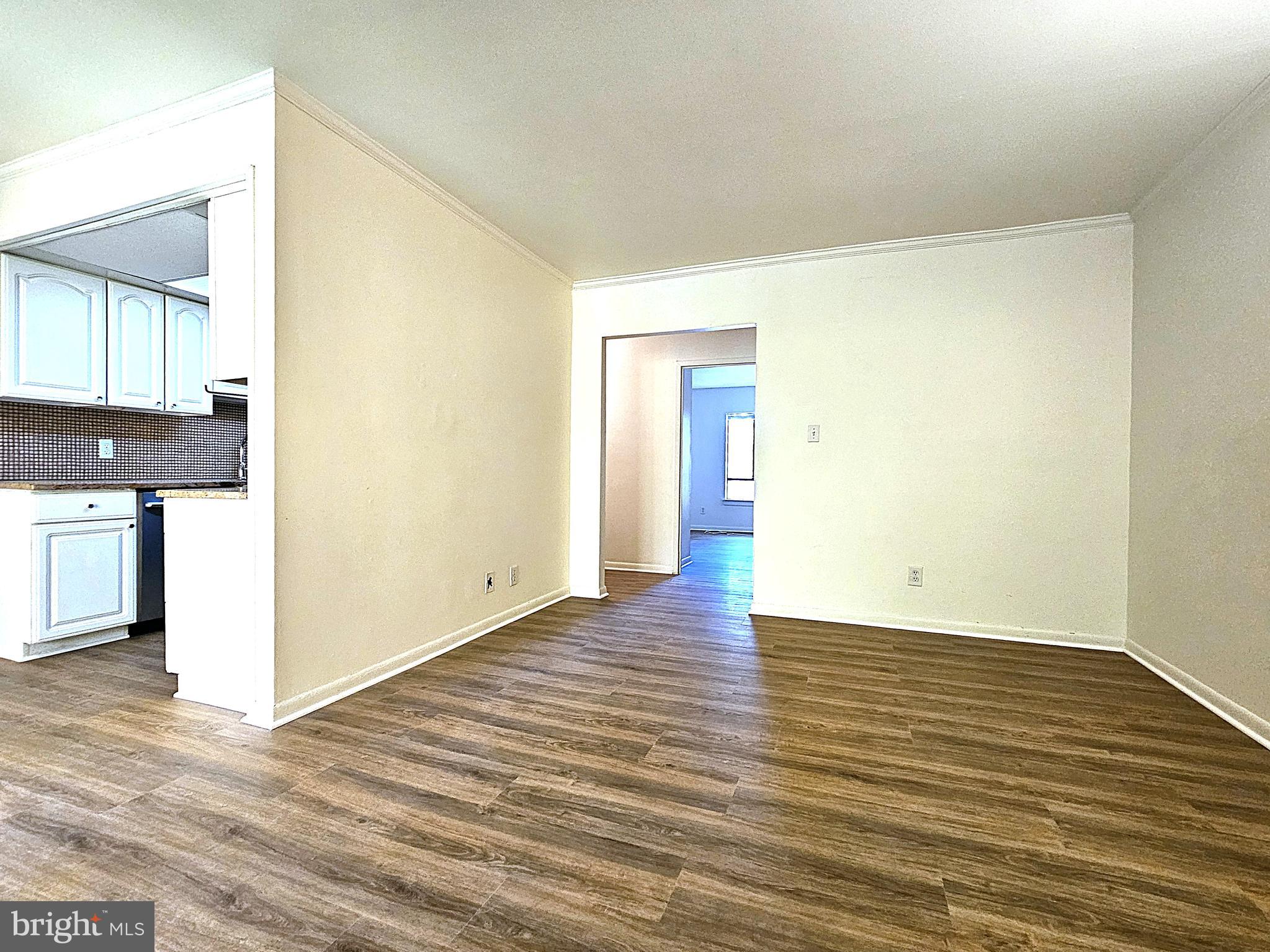 2239 CASTLE ROCK SQUARE 21C