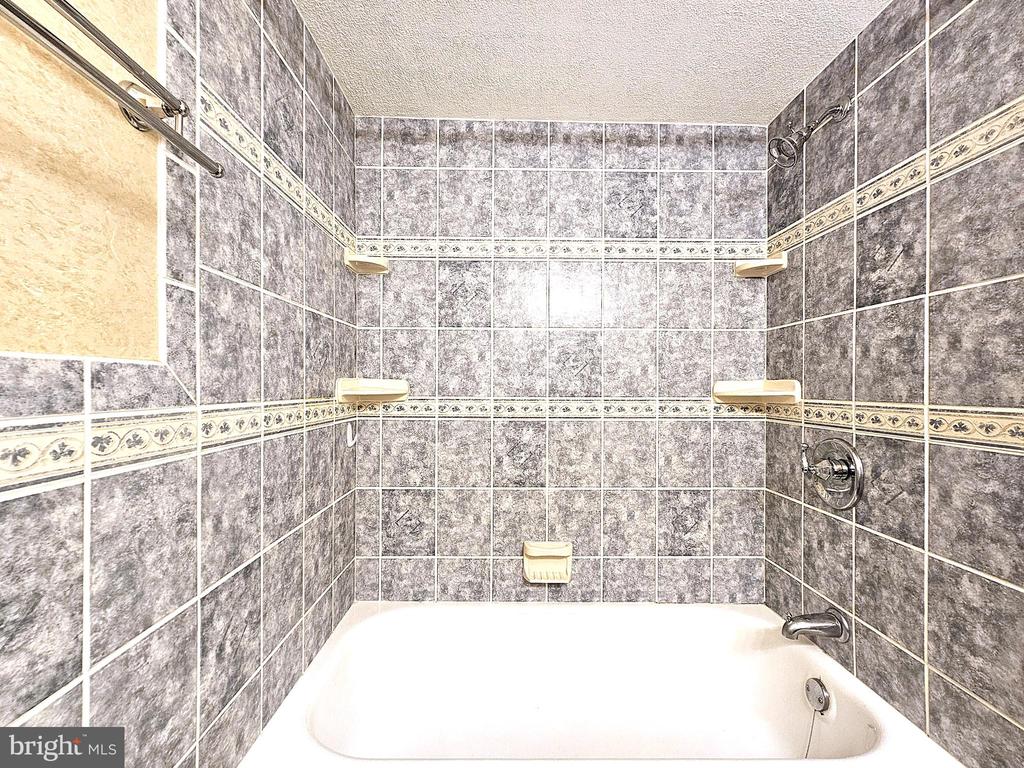 2239 CASTLE ROCK SQUARE 21C