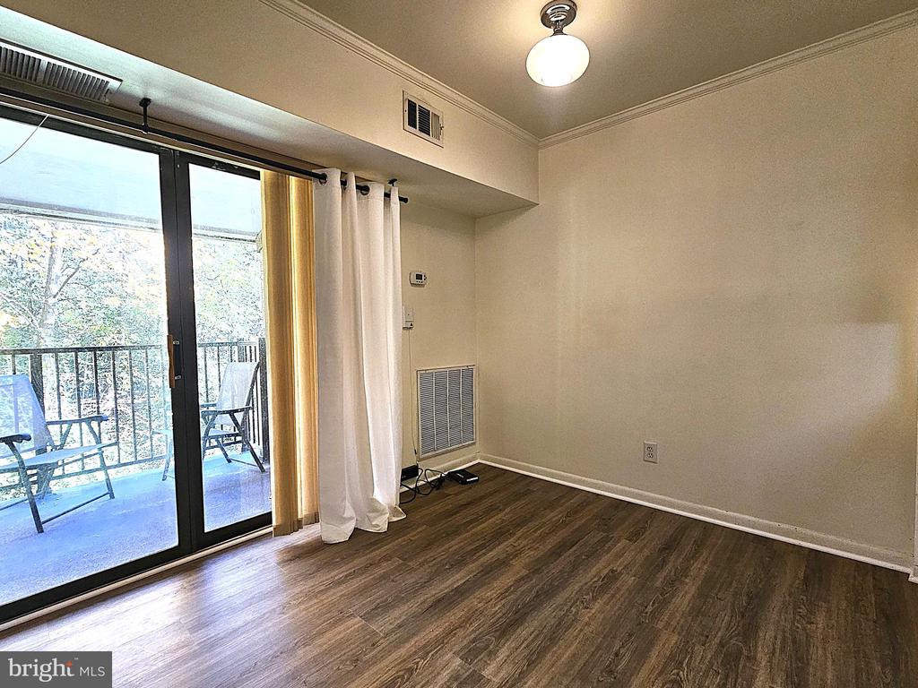 2239 CASTLE ROCK SQUARE 21C