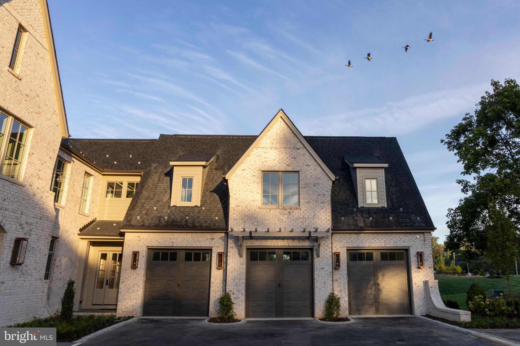 9605 GEORGETOWN PIKE