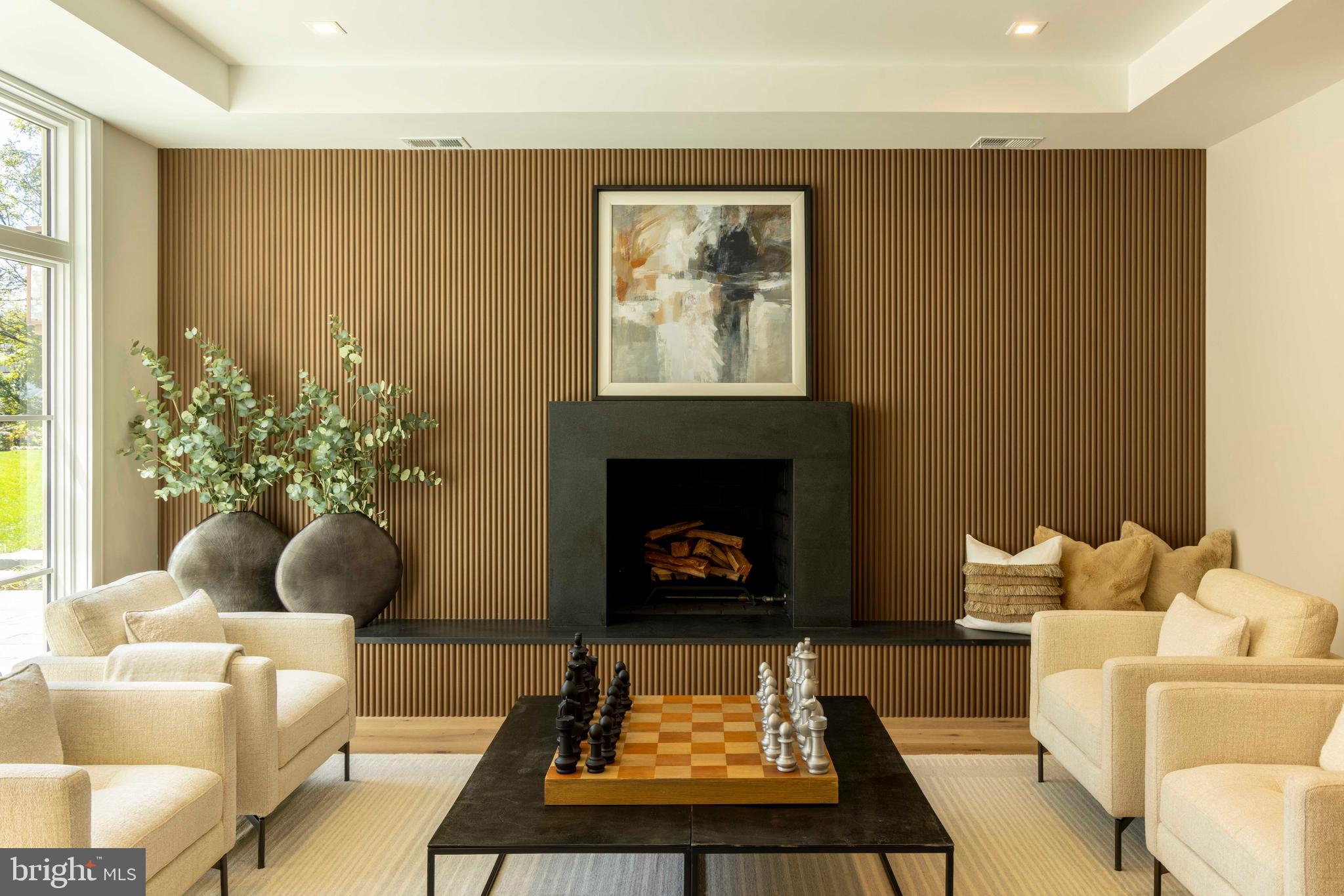 9605 GEORGETOWN PIKE