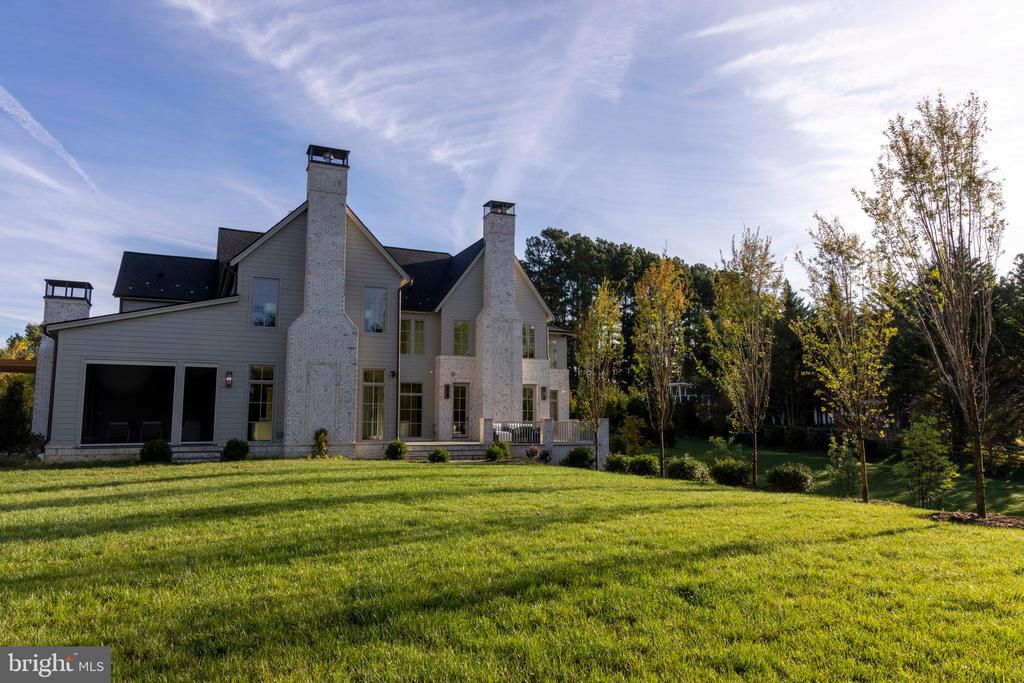 9605 GEORGETOWN PIKE