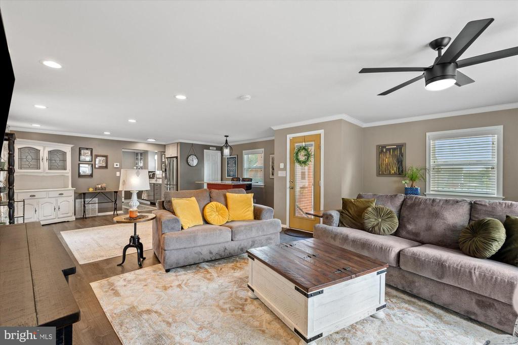 2605 PHILLIPS DRIVE