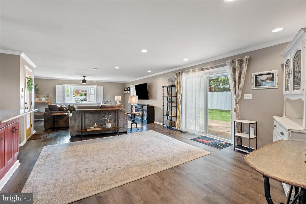 2605 PHILLIPS DRIVE