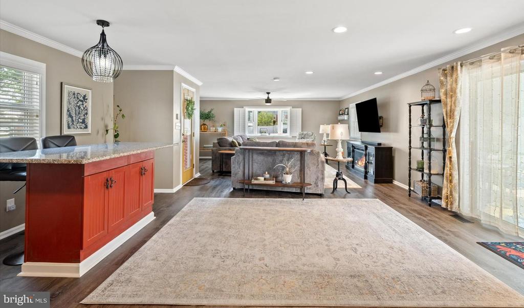 2605 PHILLIPS DRIVE
