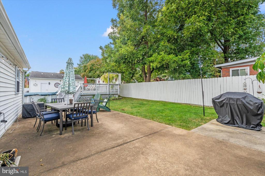 2605 PHILLIPS DRIVE