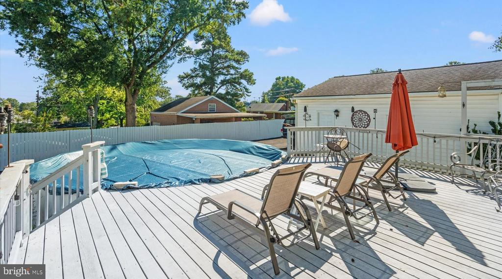 2605 PHILLIPS DRIVE