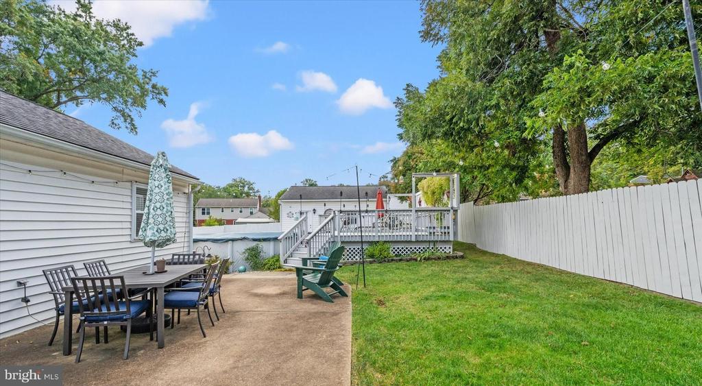 2605 PHILLIPS DRIVE