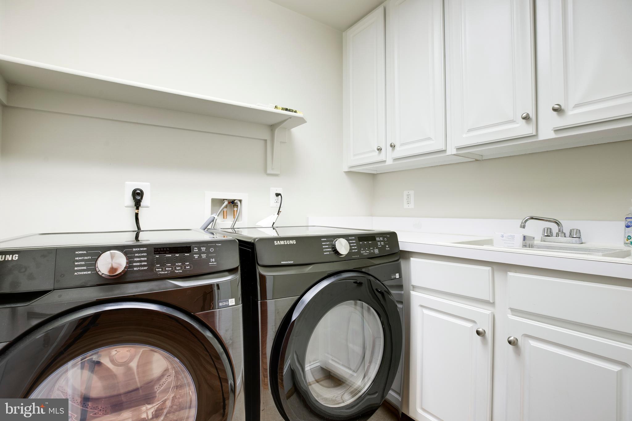 7025 LITTLE LEAF LINDEN LANE