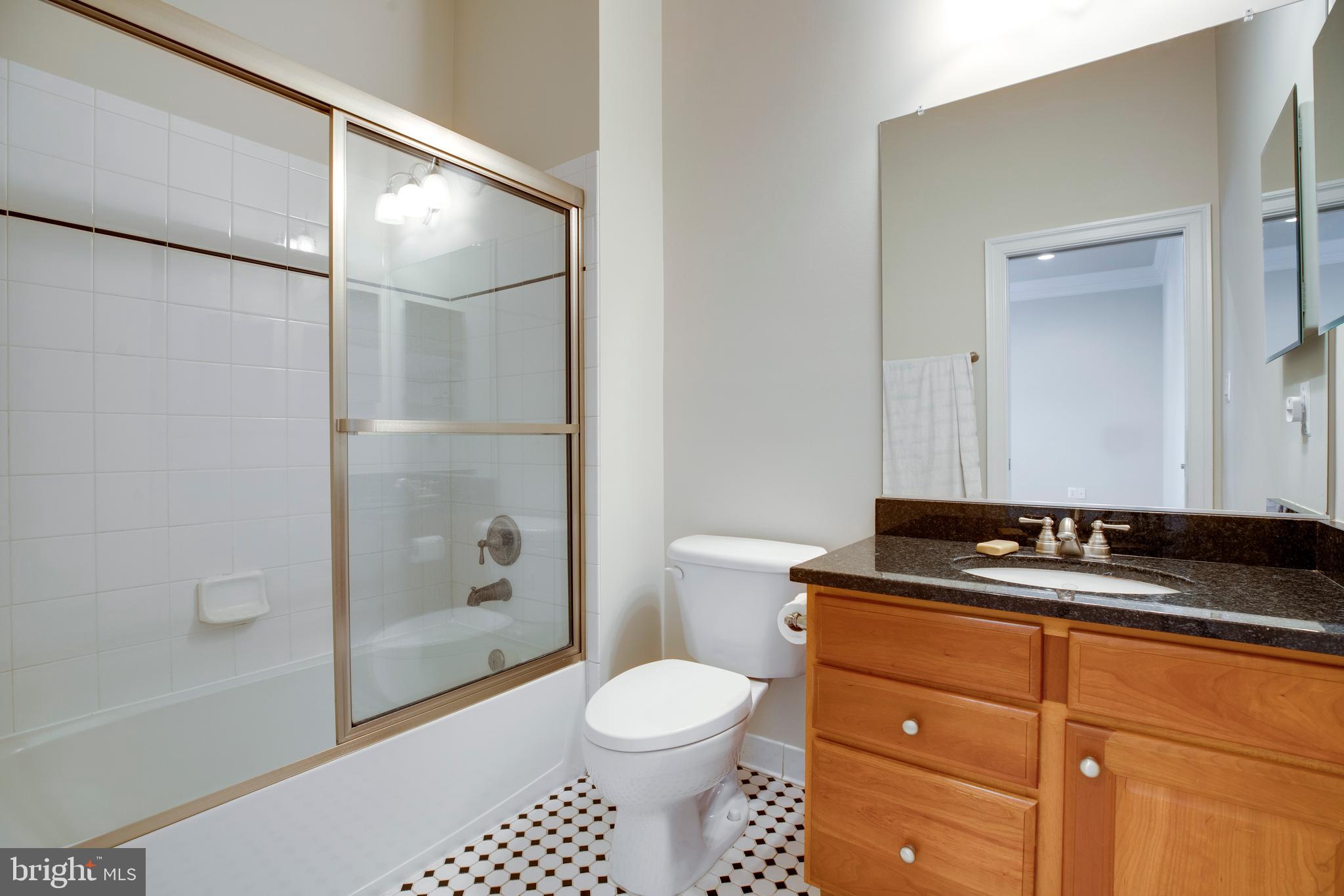 7025 LITTLE LEAF LINDEN LANE