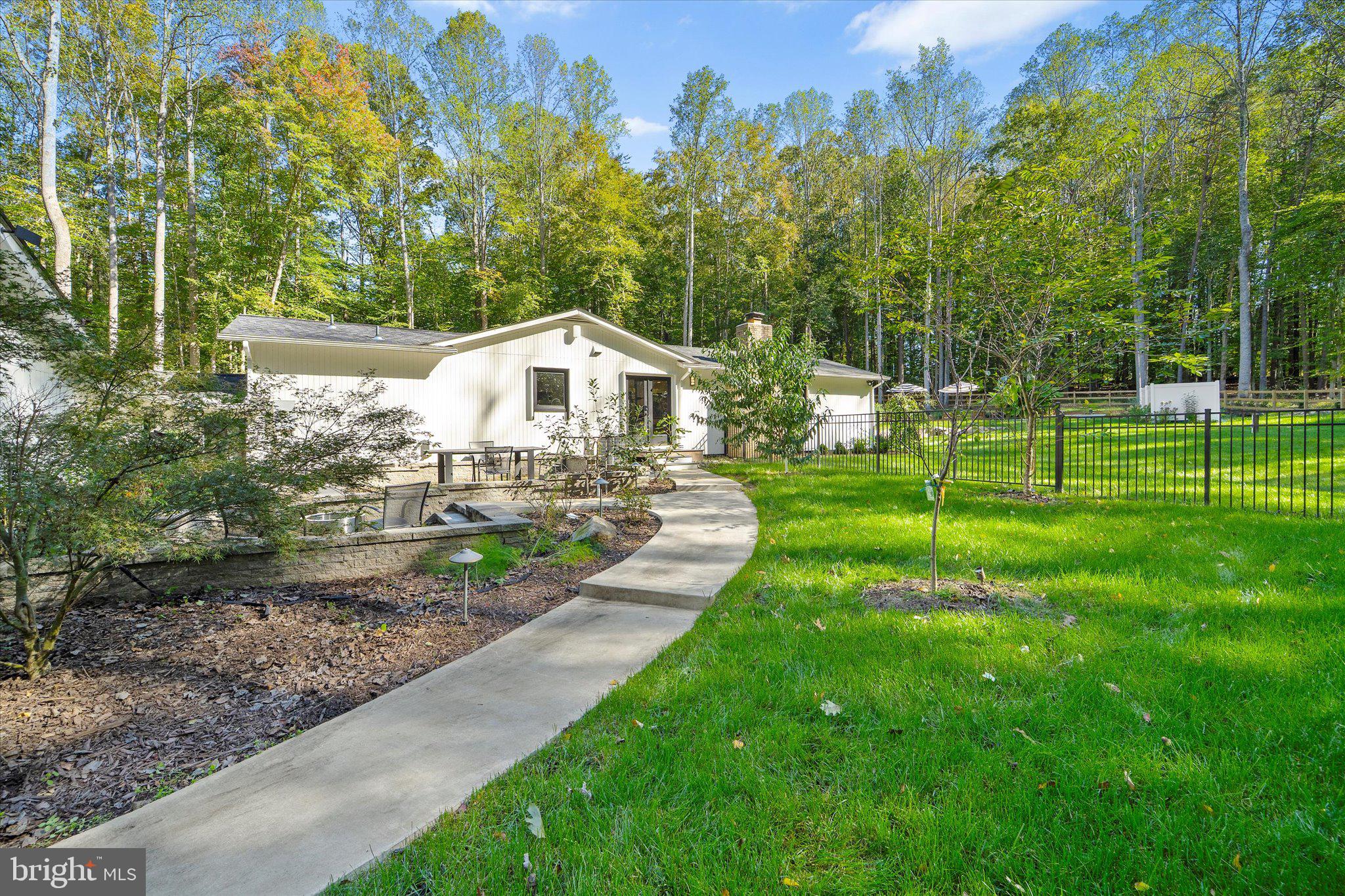 7511 WILLOWBROOK ROAD