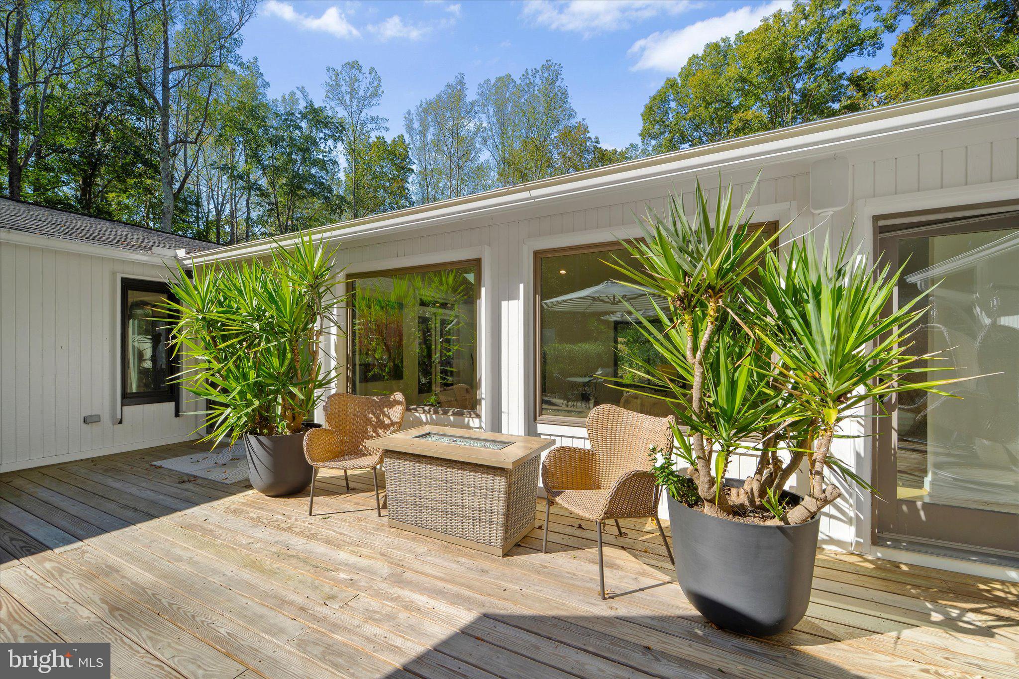 7511 WILLOWBROOK ROAD