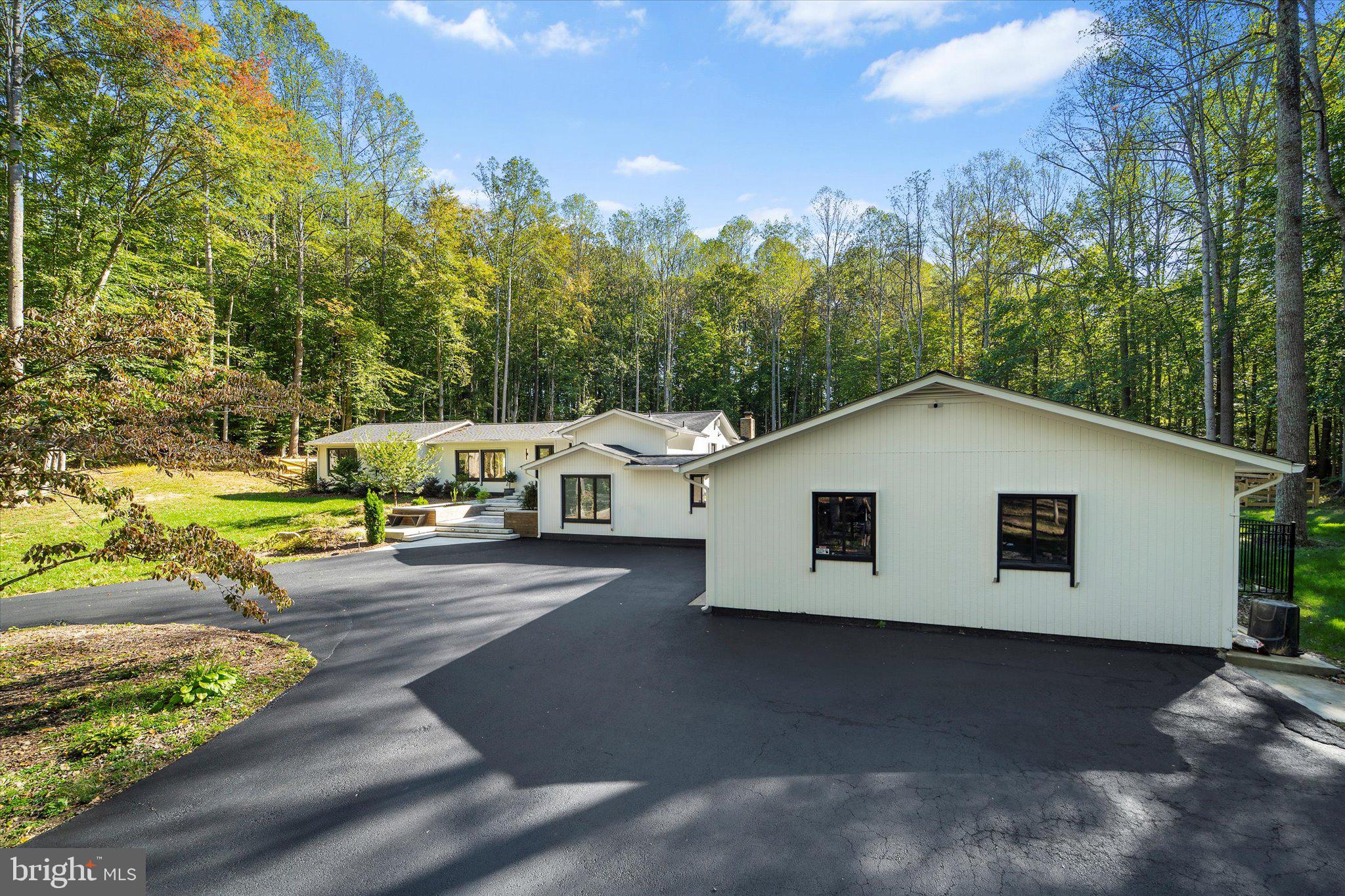 7511 WILLOWBROOK ROAD