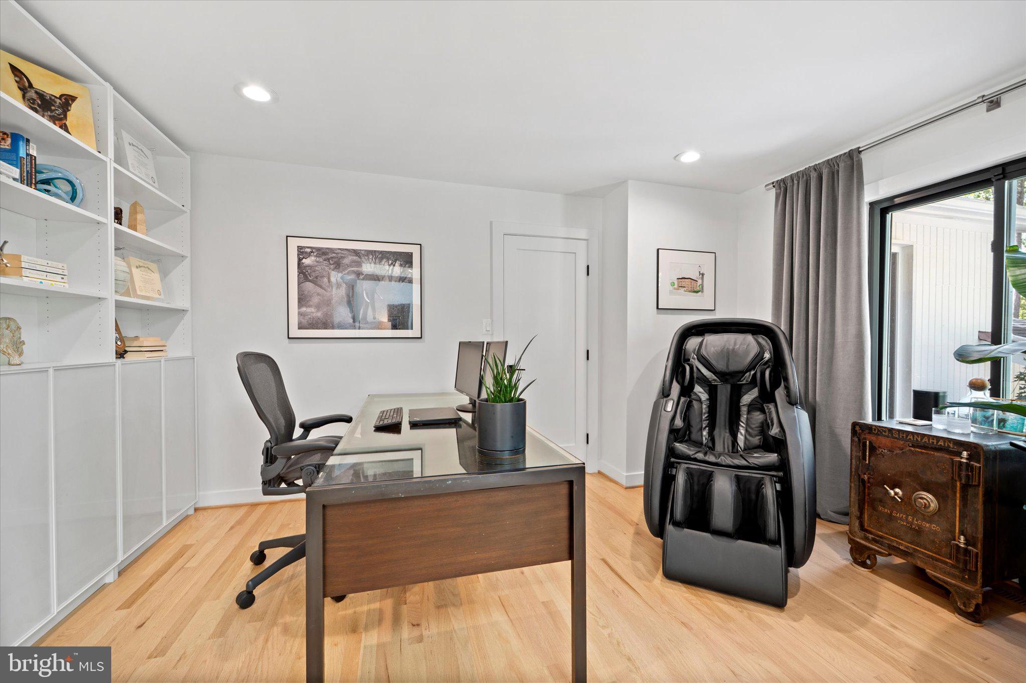 7511 WILLOWBROOK ROAD