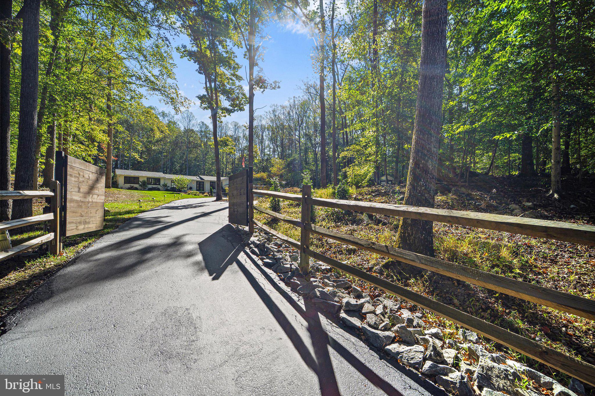 7511 WILLOWBROOK ROAD